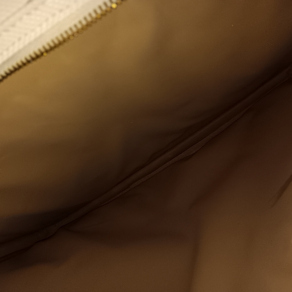 Bottega Veneta Rolling Luggage With Lock & Key - Picture 9 of 13